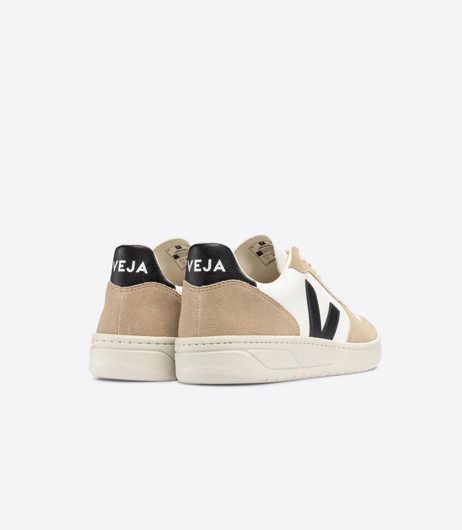 White Black Veja Chromefree Leather Sahara Women\'s V-10 | NZCIF46602